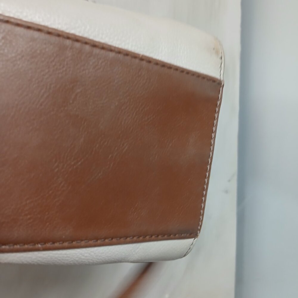 Fossil Cream And Tan Satchel - image 6